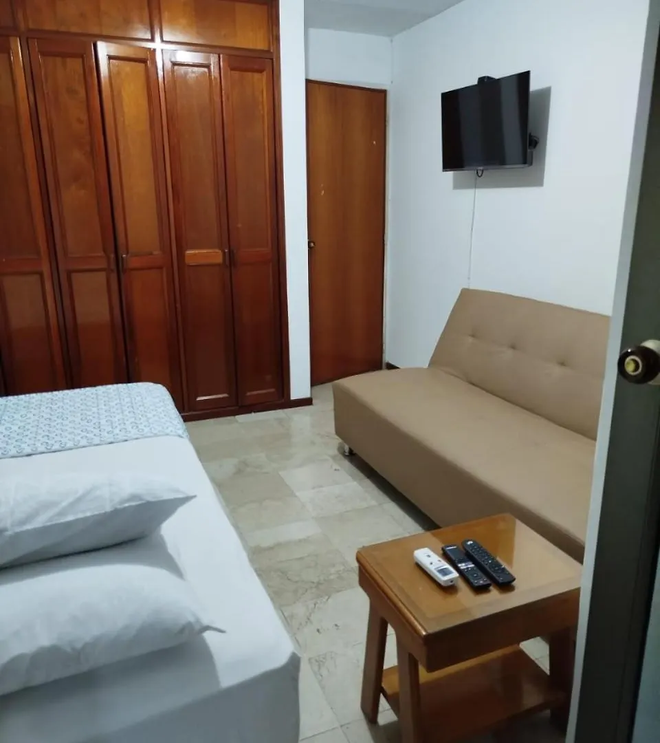 Casa San Joaquin Apartment Cali Homestay